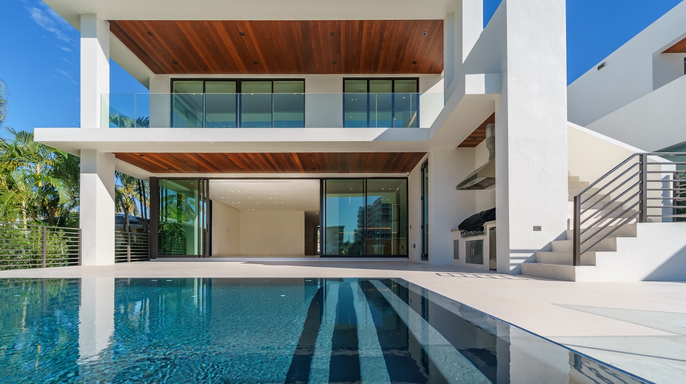 Traditional luxury real estate exemplifying the DigiSnax luxury-styled Real Estate AEO Platform
